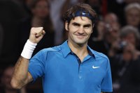 Tenis/Londres.- Federer atropella a Tipsarevic en su debut