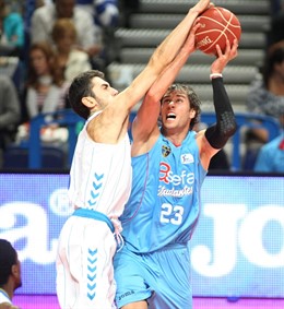 Juanjo Triguero,Carl English Estudiantes - Cajasol