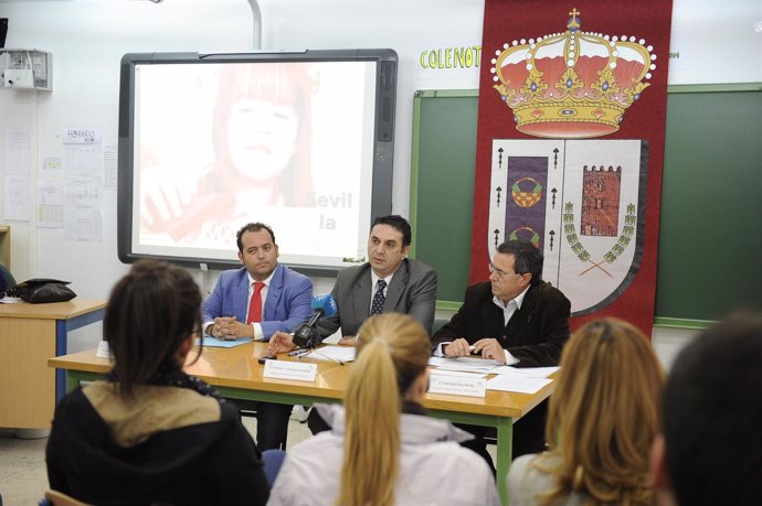 Los delegados provinciales en La Algaba.