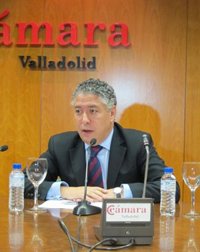 Tomás Burgos insiste en que se revalorizarán las pensiones "de acuerdo a la ley" cuando se conozca la desviación del IPC