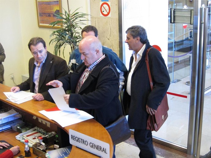 UGT y CC.OO. Presentan la propuesta de servicios mínimos para la huelga 