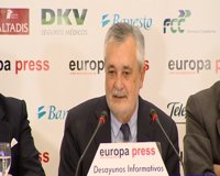 AMP.-Griñán dice no apoya el 'derecho a decidir' sobre la independencia, pero sí si éste está dentro de la legalidad