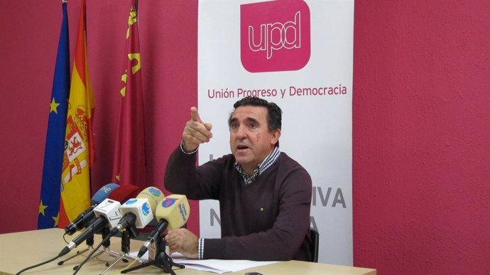 El coordinador regional de UPyD, Rafael Sánchez