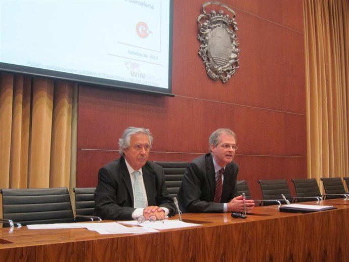 Presentación del sondeo en la Cámara de Barcelona