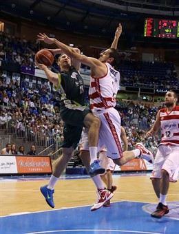 Txemi Urtasun Unicaja Baloncesto    Salva Arco Assignia Manresa 