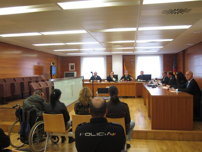 Juicio En Castellón Contra Acusados De La Muerte De Un Anciano Para Robarle