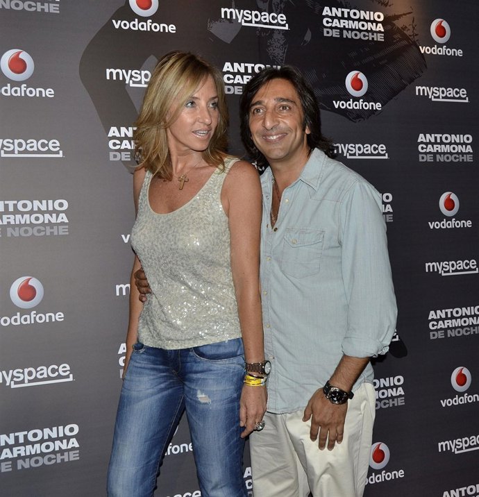 Antonio Carmona y Mariola Orellana