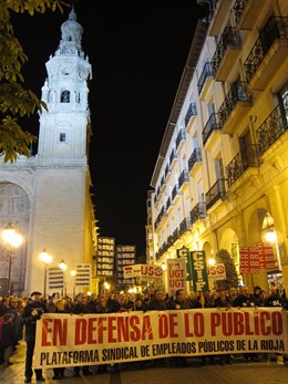 Manifestación en Logroño en defensa de lo público