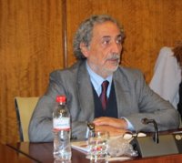 Chamizo saluda el acuerdo PP-PSOE contra desahucios y dice que "le hubiera gustado que estuvieran" todos los partidos