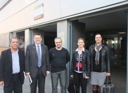 Puig En Su Visita A Un Centro De Castellón