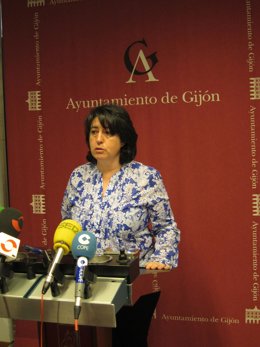Begoña Fernández, en rueda de prensa.