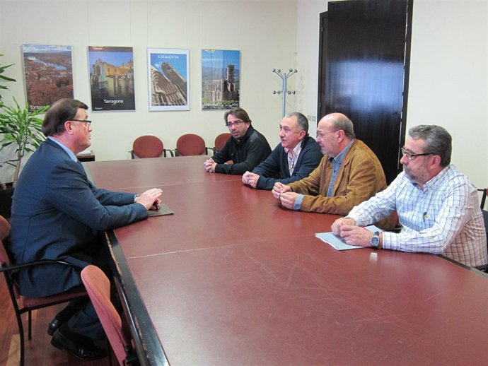 F.X.Mena firma los servicios mínimos para la huelga general con los sindicatos