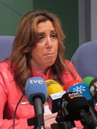 Díaz cree que el "culebrón de mentiras" del PP al vincular a González con Invercaria es porque "se les acaban los ERE"