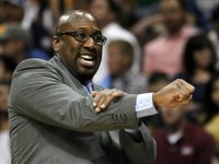 Baloncesto/NBA.- Los Ángeles Lakers despiden a Mike Brown tras la pésima racha de derrotas