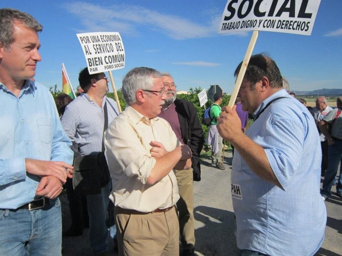 Ménde y Toxo se unen a la marcha 'Contra el Paro, la Precariedad y los Recortes'