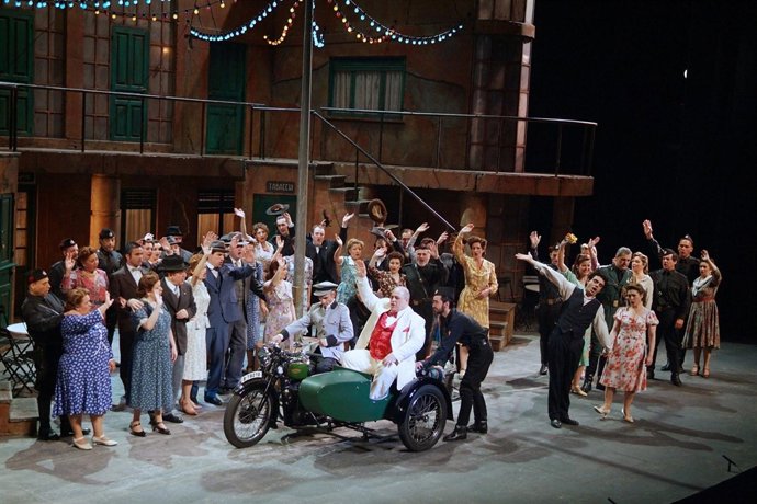 Escena de 'L'Elisir d'amore' de Mario Gas