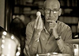 El escritor y músico murciano Sebastián Mondéjar