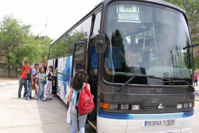 Autobús Escolar, Rutas Escolares
