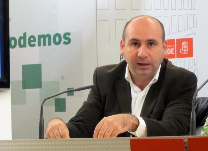 El secretario de Política Municipal del PSOE-A, Francisco Conejo.