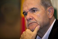 Chaves acudirá al Congreso si hay actividad, pero su "corazón y razón" estarán con los huelguistas y sindicatos