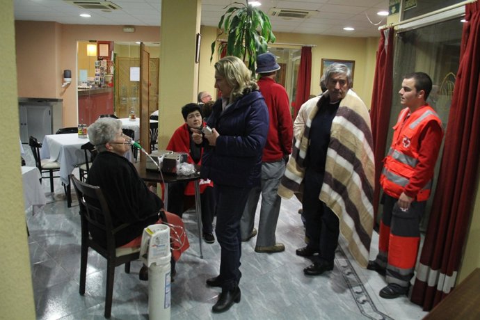 Realojados en el Hotel Carmen de Almuñécar tras incendio