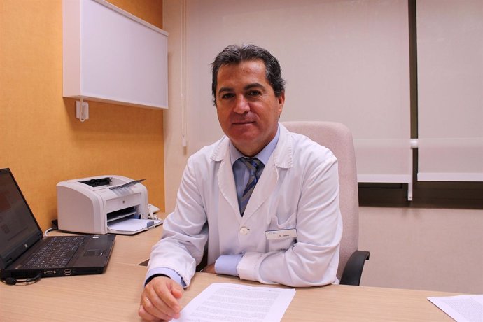 El experto de Clínica La Luz, el doctor Solano, en una imagen de archivo