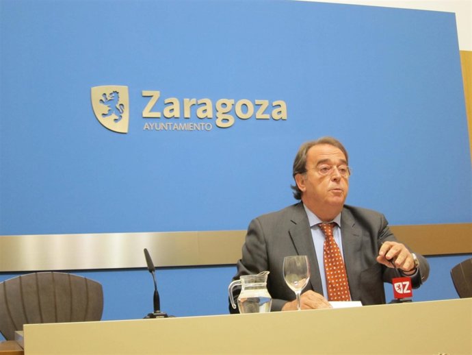 Carlos Pérez Anadón.