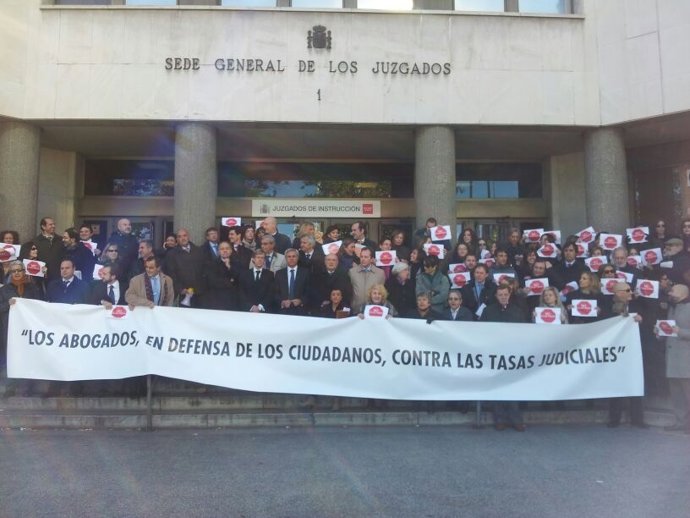 Concentración contra tasas judiciales