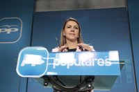Cospedal dice que Botella firmó por un rápido acuerdo en los hospitales y niega crisis en el PP de Madrid
