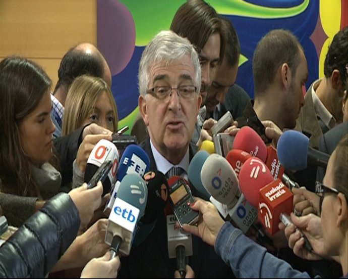 Moliner, complicado retroactividad en desahucios