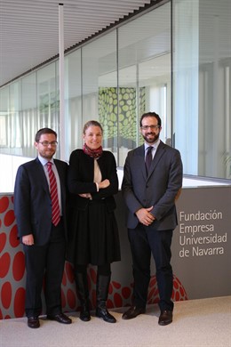 Jesús Lavalle, Marie Anne Reynell y Juan Gala.