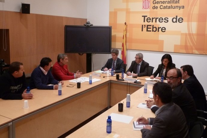 Reunión entre la Generalitat, alcaldes y trabajadores de Cemex Alcanar