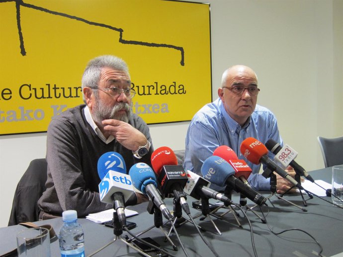 Los dirigentes de UGT Cándido Méndez (i) y Juan Goyen.
