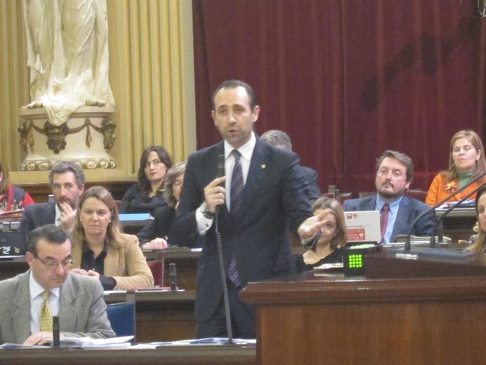 Bauzá en el Parlament