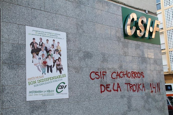 Pintadas en la sede de CSIF-A