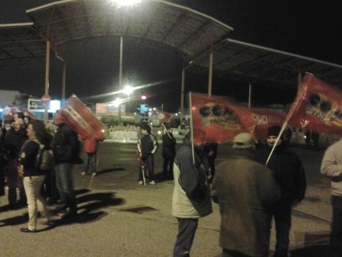 Piquete Informativo En Mercavalencia En La Huelga General Del 14N