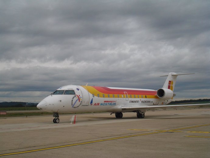 Avión de Air Nostrum en Gironab