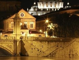 Imagen del Rio Tiber a su paso por Roma