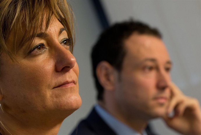 Esther Díaz y Guillermo Martínez