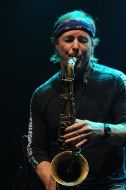 El saxofonista Bill Evans