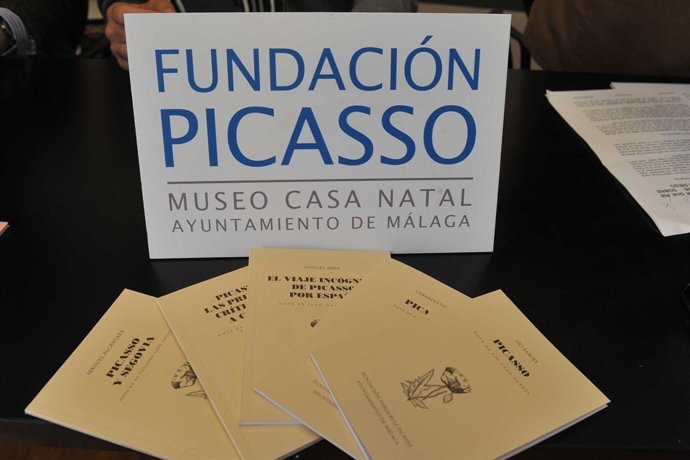 Nuevos textos de la colección 'La hoja que se ríe asomada'