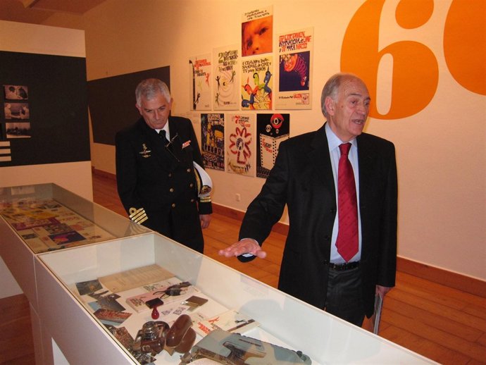 Exposición Del 50 Aniversario De Ficxixón 