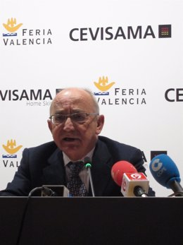 El Presidente De La Patronal Cerámica Ascer, Joaquín Piñón, En Rueda De Prensa.