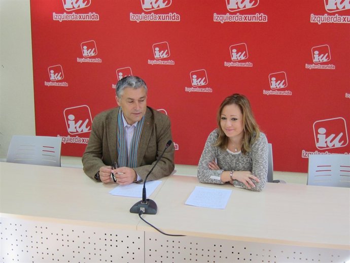 Manuel González Orviz Y Mayka Barros