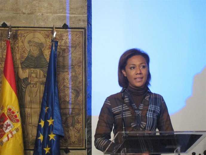 La Consellera De Turismo Y Cultura, Lola Johnson