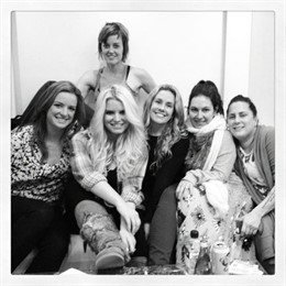 Jessica Simpson con amigas