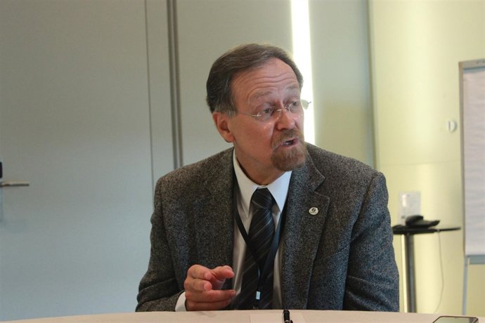 El presidente de la Asociación Médica Mundial, José Gomes do Amaral