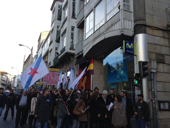 Diputados de AGE van al Parlamento de Galicia