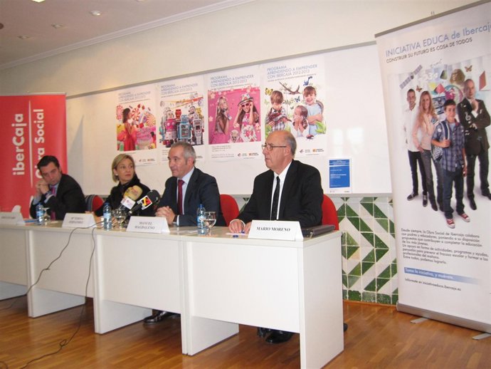 Presentación del programa 'Aprendiendo a emprender con Ibercaja'