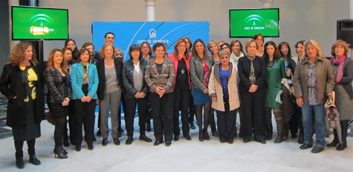 Presentación de la campaña contra la violencia hacia las mujeres